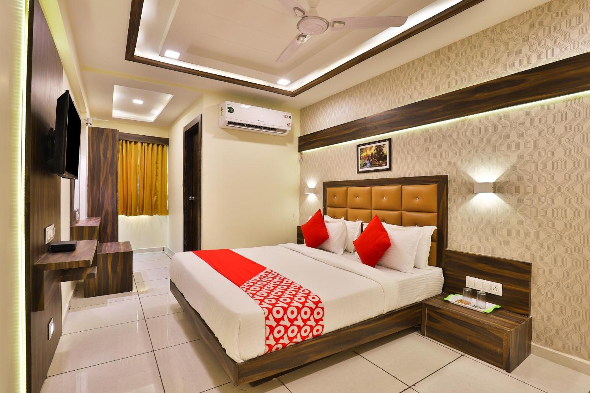 Hotel O Silver Palace Watuwa المظهر الخارجي الصورة