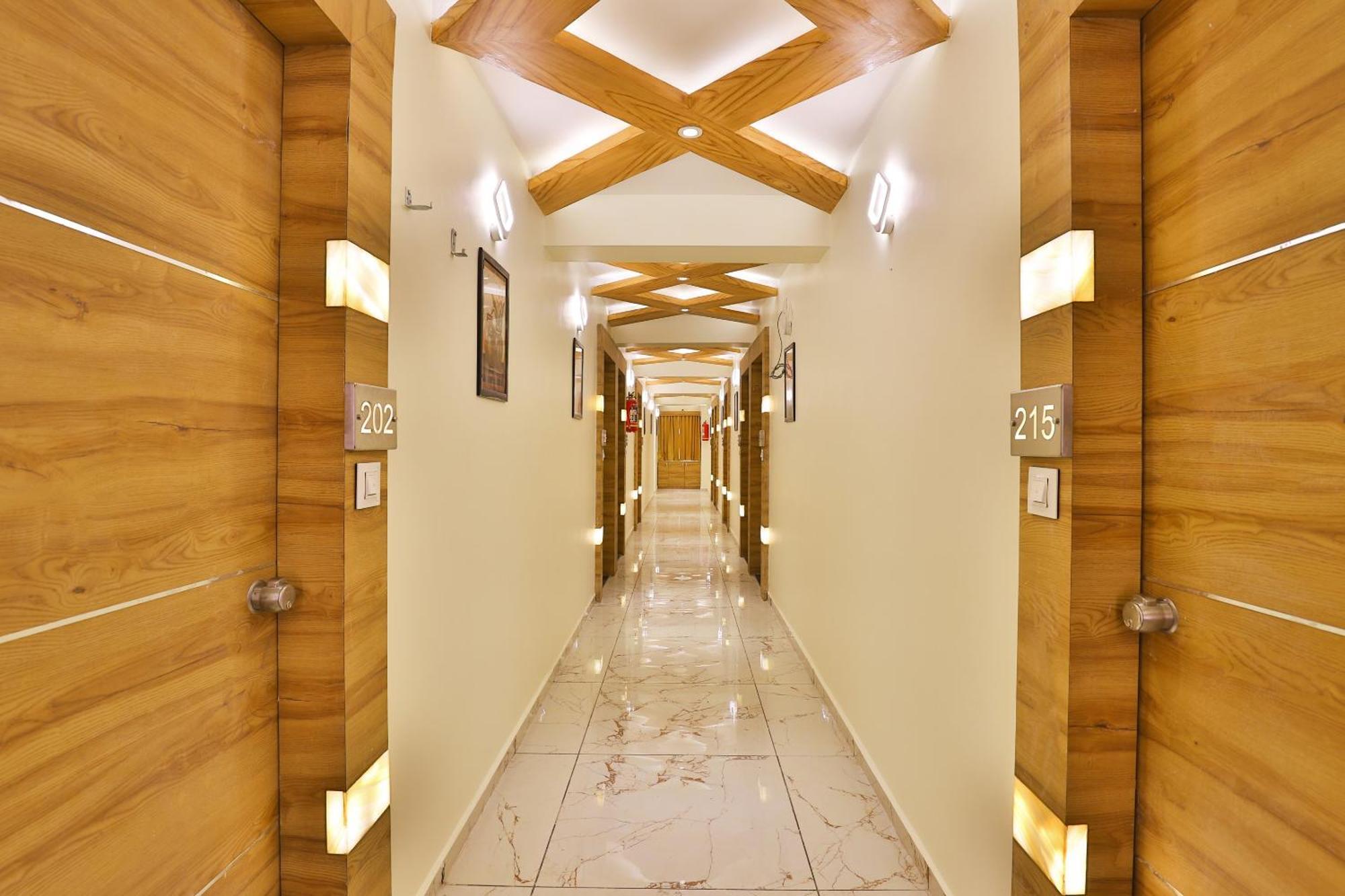 Hotel O Silver Palace Watuwa المظهر الخارجي الصورة